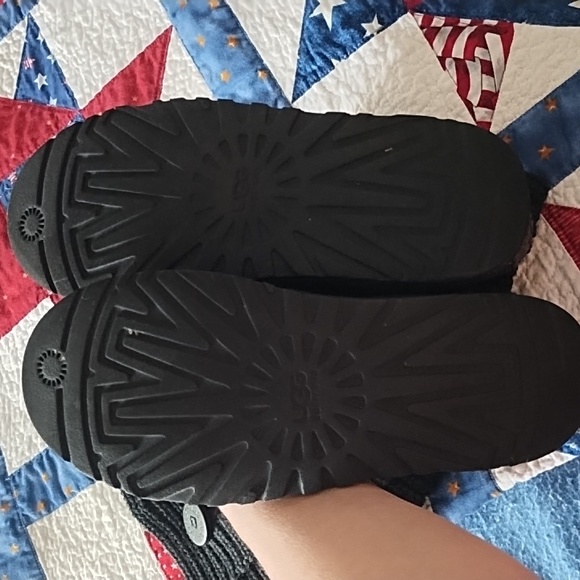 UGG Classic Cardy Boot - Picture 11 of 11